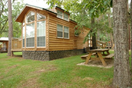 99 Vacation Weekend Cabin Rental At Trail S End Resort And Marina