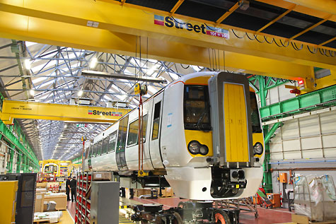 Overhead Cranes Build Next Generation Trains for London Overground ...