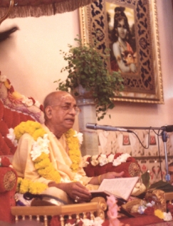 The living entity is eternal, he does not die - Prabhupada -- ISKCON ...