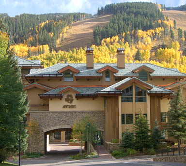 Antlers At Vail Offers Mountain Gourmet Getaway Package During Vail   11675879 Antlersfall1 