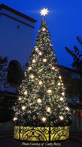 Crystal Valley Decorating Early Season Artificial Christmas Tree