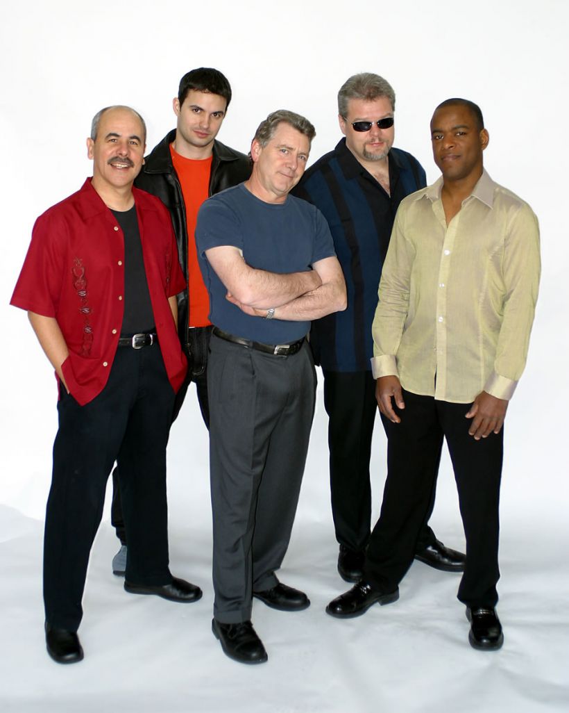 Spyro Gyra Heads to Bull Run Restaurant Sunday, April 15, 7 PM -- Sue ...