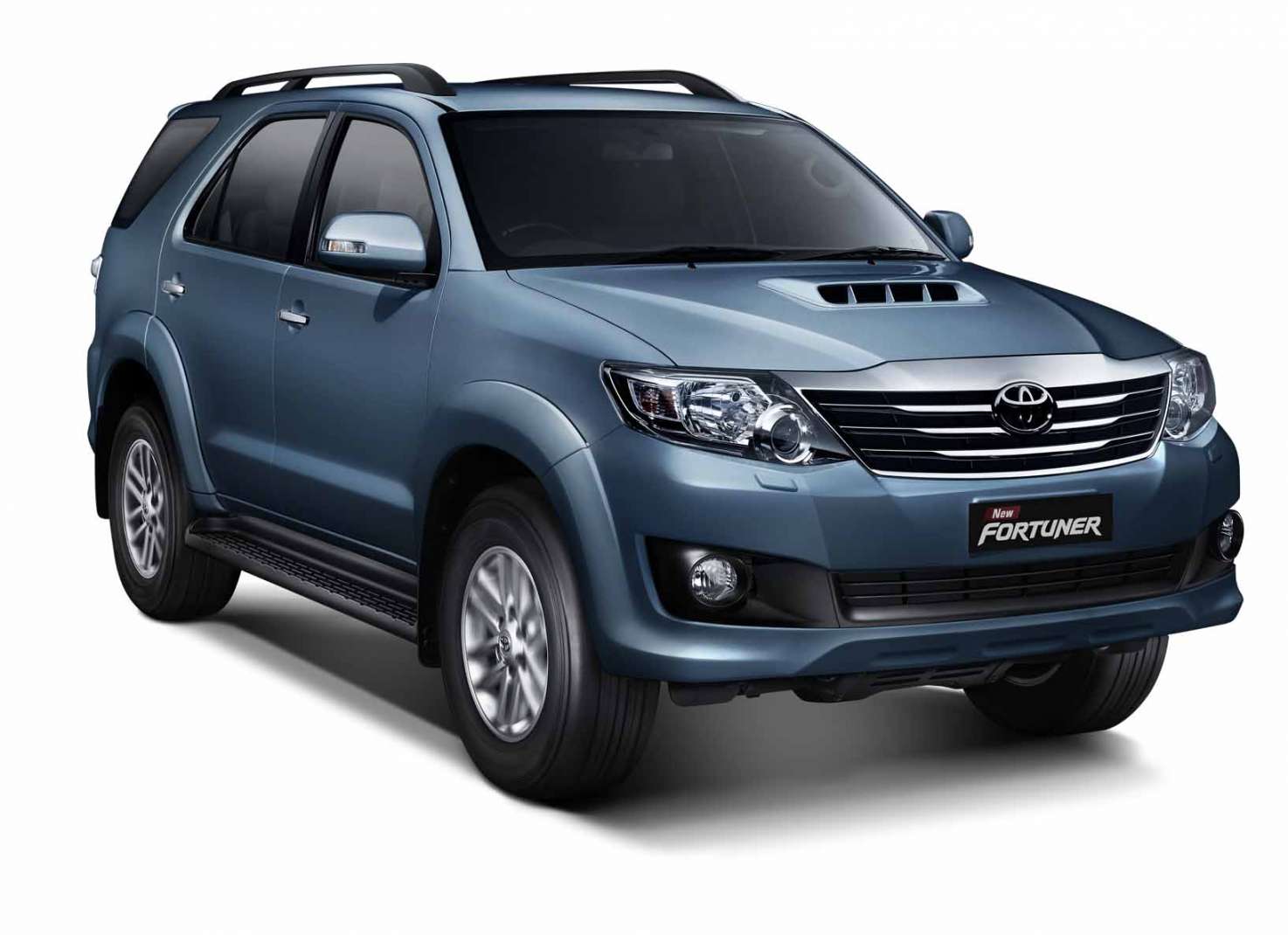 Toyota fortuner drom