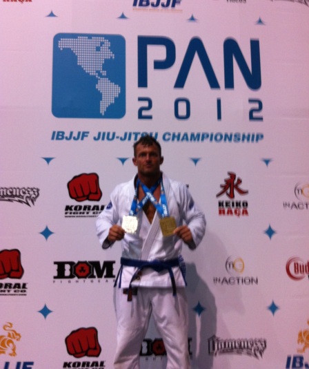 Hurry wins World Jiu-Jitsu Championship, Observer Local News