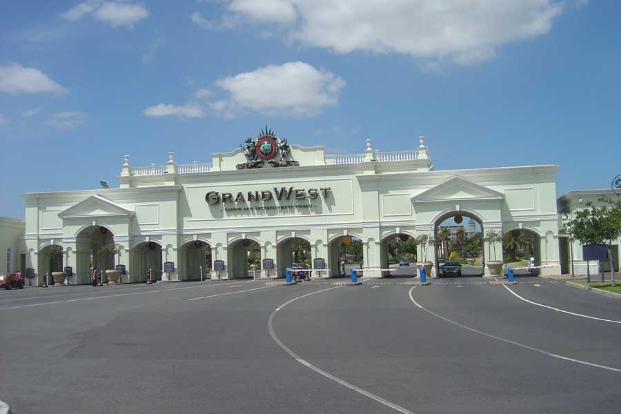 nearest town to awakasane casino