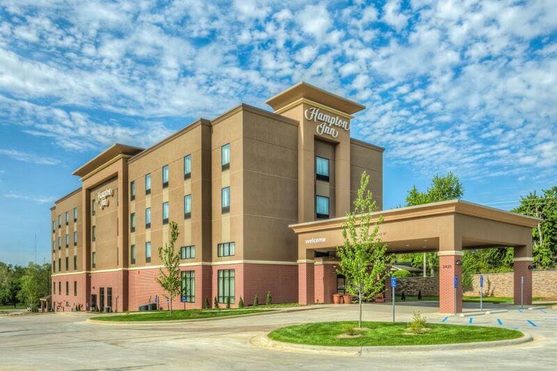 Hampton Inn by Hilton Poplar Bluff Earns Industry Award -- Midas ...