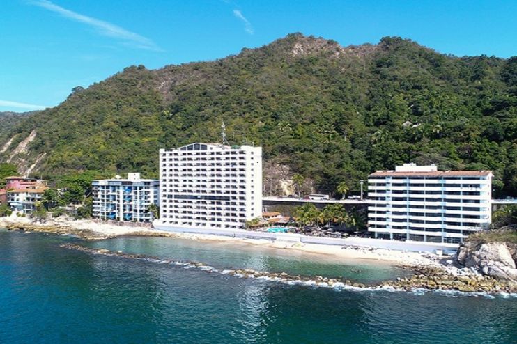 Costa Sur Resort & Spa In Puerto Vallarta Welcomes Salvador Villaseñor ...